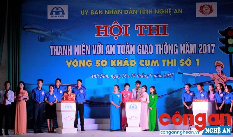 'Mỗi thanh niên là một tuyên truyền viên'