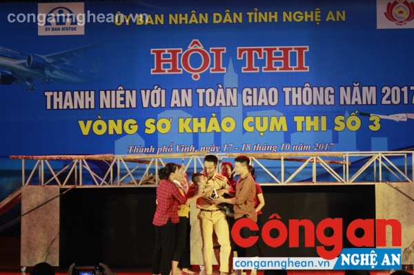 Tiểu phẩm 