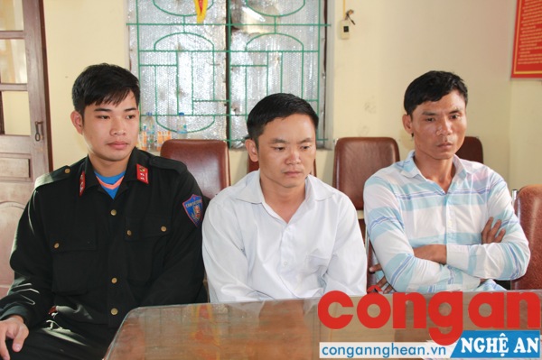 Bắt hai đối tượng tàng trữ trái phép chất ma túy