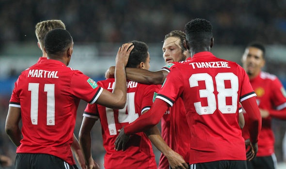 Swansea - MU: Thắng nhẹ nhờ cú đúp của Lingard