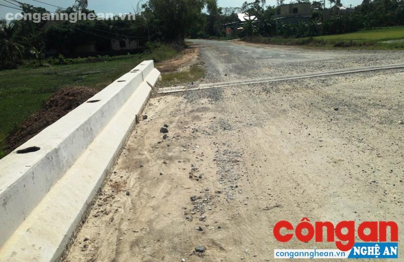 7 năm chưa làm xong con đường 5,5 km