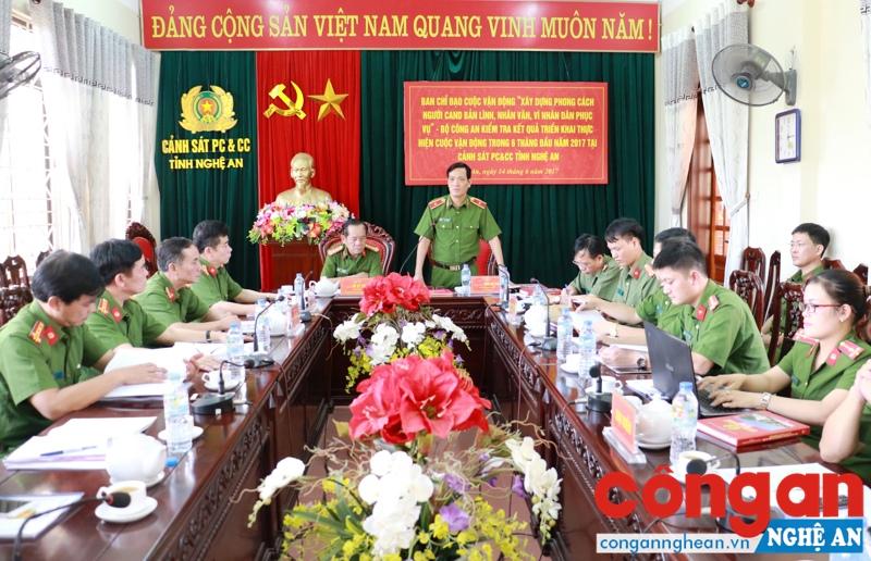 Gương mẫu trong thực hiện Nghị quyết Trung ương 4