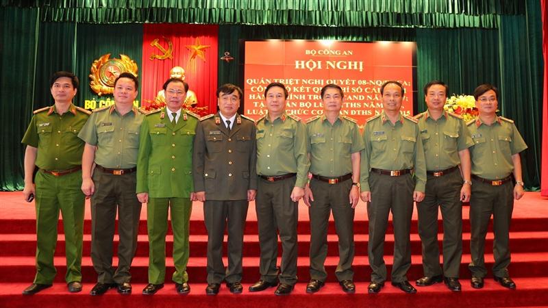 Các đại biểu tham dự Hội nghị.
