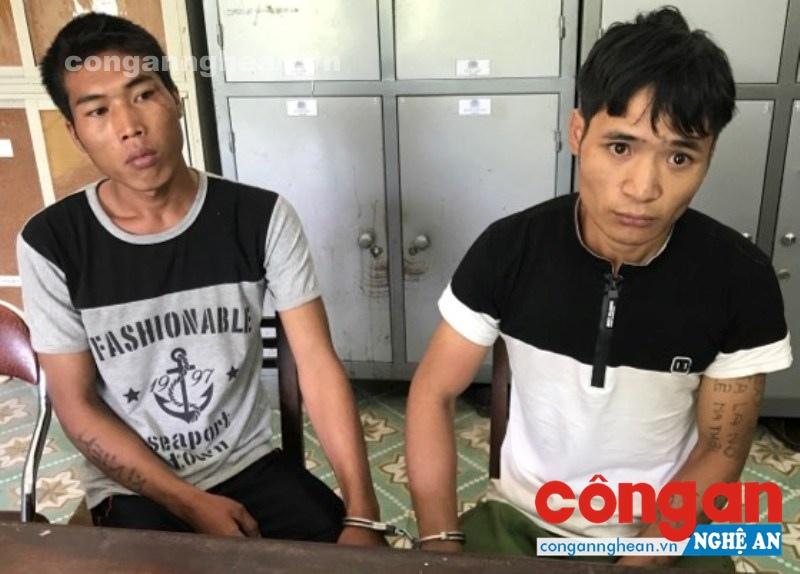 Vào trường học ở bản sâu trộm máy tính
