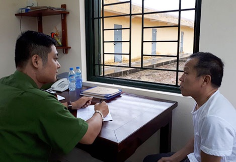 Người đàn bà bị chồng hạ sát không thành, viết đơn xin bãi nại