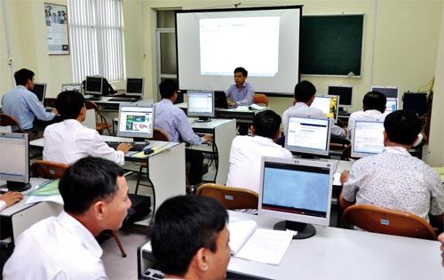 Đề xuất về đào tạo, bồi dưỡng cán bộ, công chức, viên chức