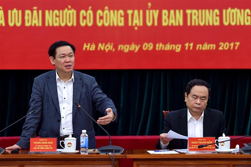 Cải cách tiền lương phải gắn với tinh giản biên chế