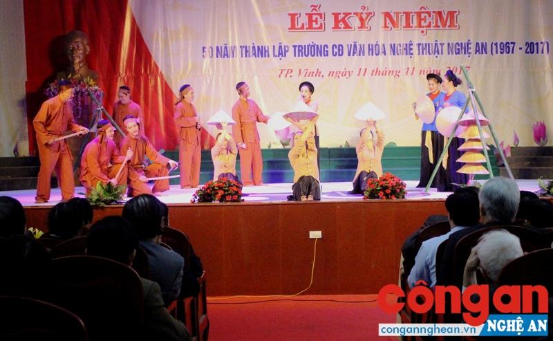 Kỷ niệm 50 năm thành lập Trường CĐVHNT Nghệ An (1967-2017)
