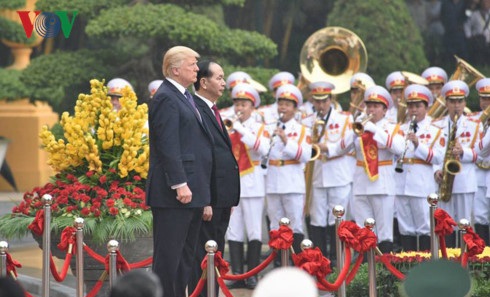 Lễ đón chính thức Tổng thống Donald Trump tại Phủ Chủ tịch