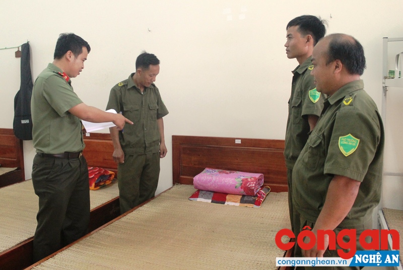 Tự hào những người thầy mang sắc phục Công an nhân dân