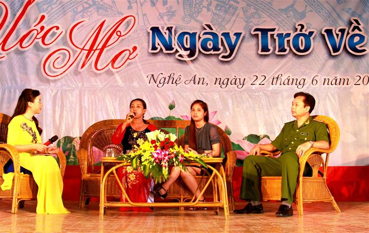 Phát huy vai trò của người phụ nữ trong phòng chống tội phạm