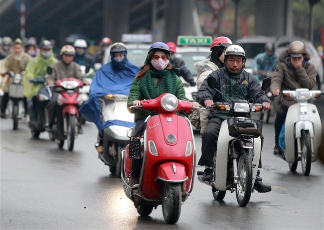 Không khí lạnh tăng cường gây mưa lớn ở Trung Bộ