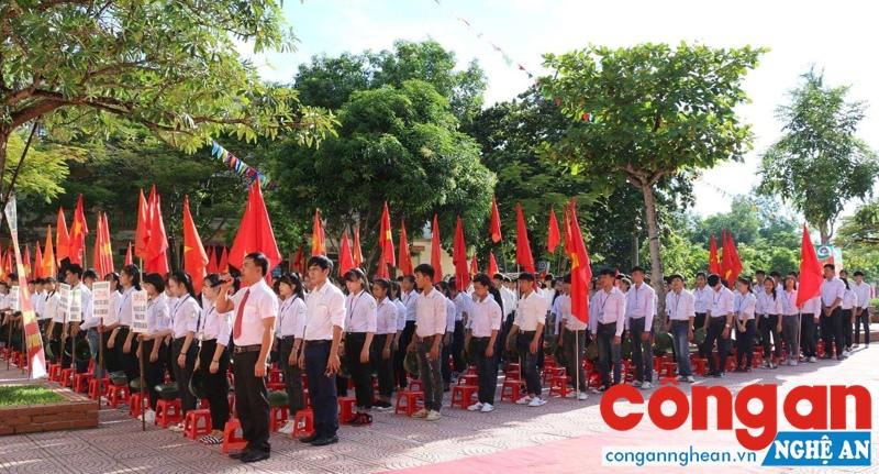 Đổi mới tiết chào cờ tăng giá trị tính giáo dục cho học sinh