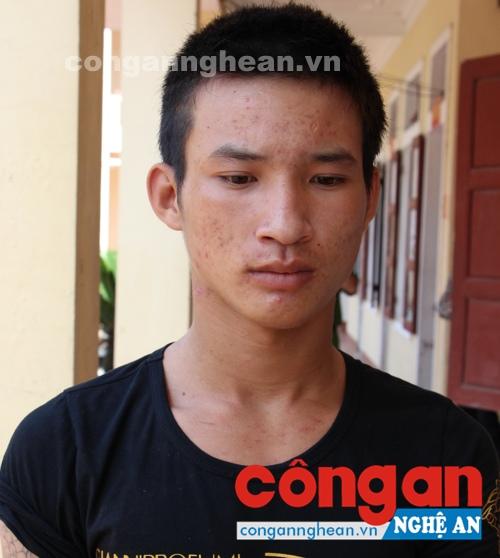 Đối tượng Nguyễn Công Hậu (đang trốn khỏi địa phương)