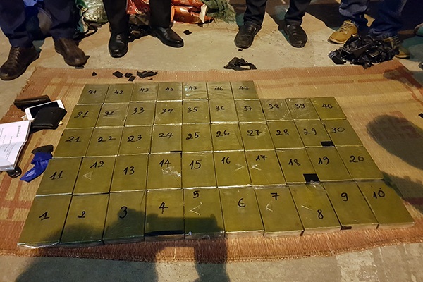 47 bánh herorin được lực lượng chức năng bắt giữ.