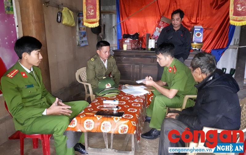 Nêu cao tinh thần vì nhân dân phục vụ