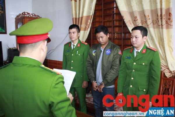 Khởi tố và bắt tạm giam đứa con bất hiếu