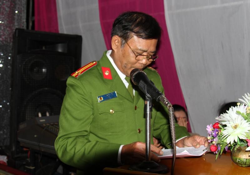 Đồng chí Trung tá Thái Duy Dũng – Đội trưởng Đội Cảnh sát quản lý, huấn luyện và sử dụng động vật nghiệp vụ báo cáo quá trình xây dưng, chiến đấu và trưởng thành của lực lượng