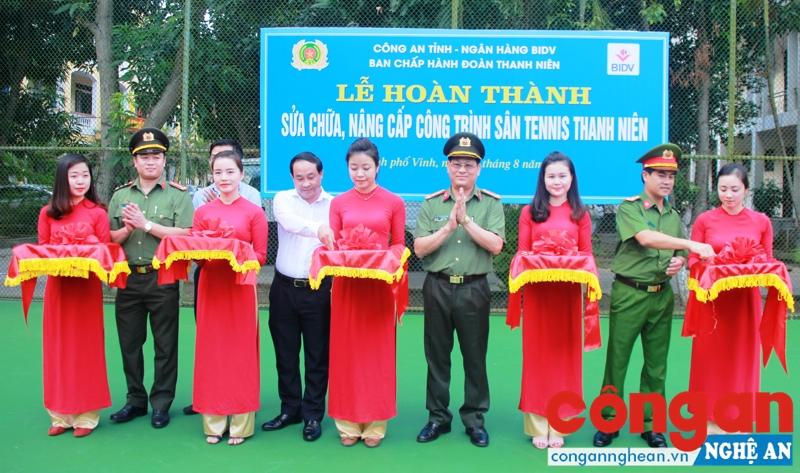 Sôi nổi các hoạt động thể dục thể thao trong toàn lực lượng