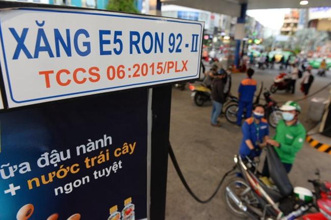 Băn khoăn việc ngưng sử dụng xăng RON 92 từ đầu năm 2018