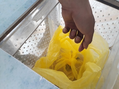 Nén rác hữu cơ thành 'bánh': Vừa sạch bếp vừa kiếm được tiền