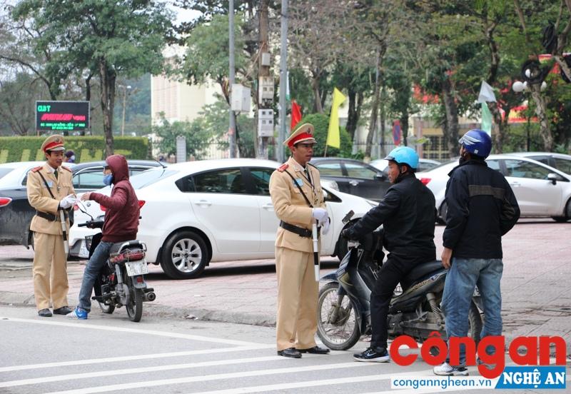Nhiều giải pháp chống ùn tắc giao thông