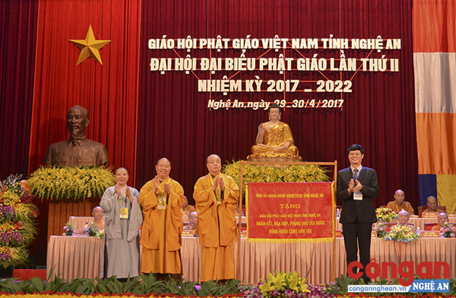 Đồng hành cùng sự phát triển của địa phương