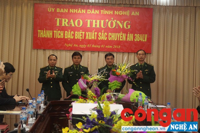 Khen thưởng thành tích đặc biệt xuất sắc của Ban chuyên án 364LV