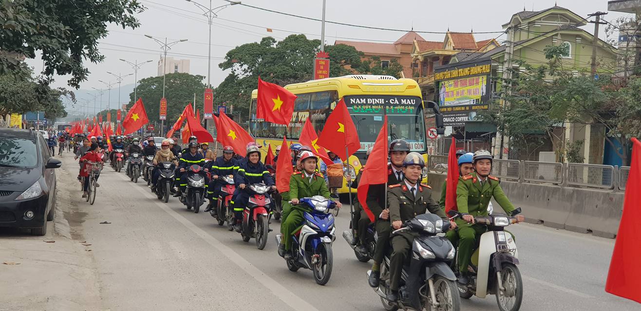 Phát động toàn dân giao nộp pháo, vũ khí vật liệu nổ và hưởng ứng năm ATGT 2018
