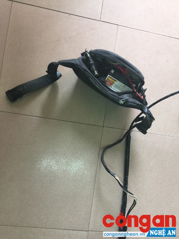 Tang vật đối tượng dùng câu trộm chó