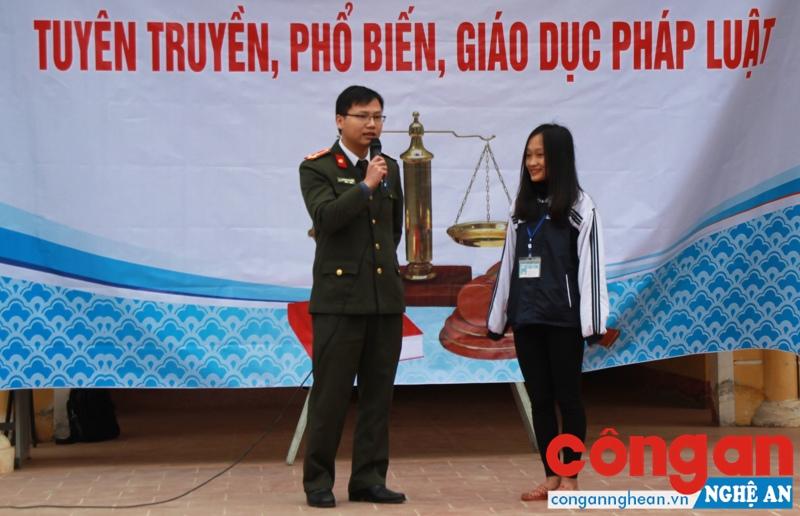 Học sinh vi phạm quy định về trật tự ATGT vẫn còn nhiều