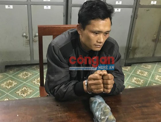 Bắt giữ đối tượng tàng trữ trái phép chất ma túy