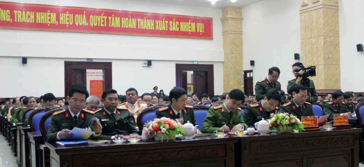 Các đại biểu dự hội nghị