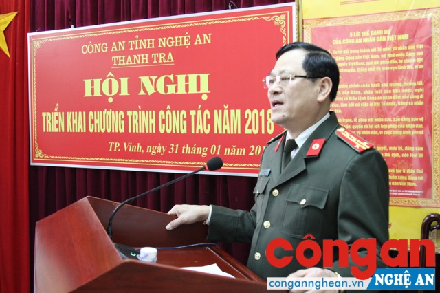 Đồng chí Đại tá Nguyễn Hữu Cầu - Bí thư Đảng ủy, Giám đốc Công an tỉnh phát biểu chỉ đạo tại Hội nghị