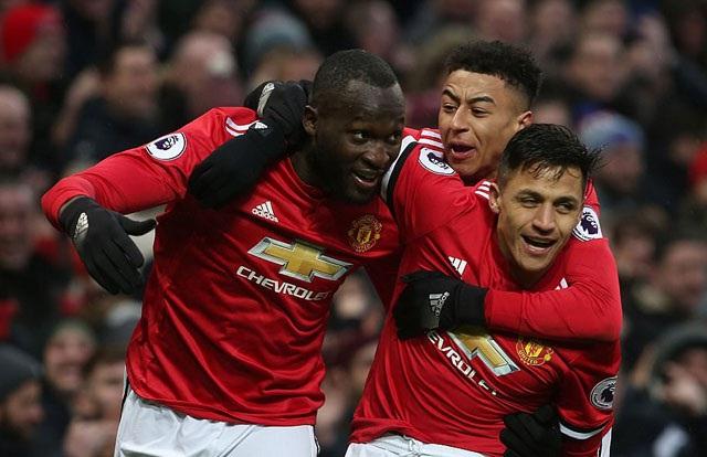 MU - Huddersfield: Tân binh ghi điểm