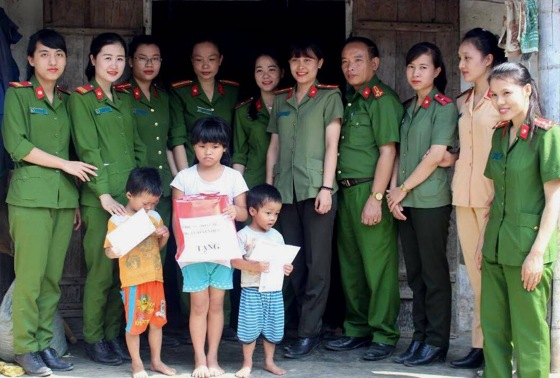 Công an huyện duy trì phong trào đền ơn đáp nghĩa và thăm hỏi, giúp đỡ, chia sẻ với các hoàn cảnh khó khăn trên địa bàn