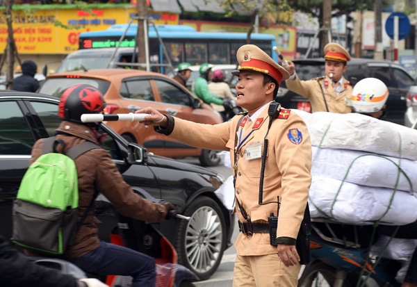 Xử lý nghiêm khắc, triệt để các hành vi vi phạm TTATGT trong dịp Tết