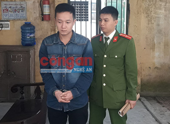 Quỳ Hợp, Nghệ An: Bắt nhóm thanh niên chuyên gây rối