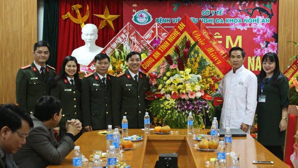 Tại Bệnh viện Hữu nghị Đa khoa Nghệ An