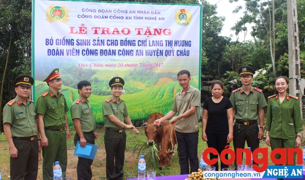 Chú trọng nâng cao chất lượng đoàn viên Công đoàn