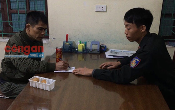Đối tượng nhiễm HIV bị bắt khi tàng trữ 8,15 gam ma túy đá