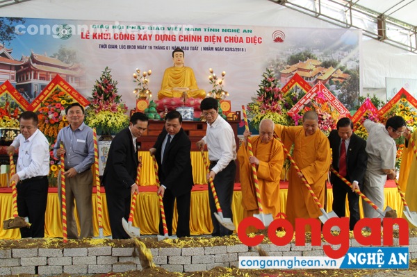 Lễ khởi công xây dựng chính điện chùa Diệc