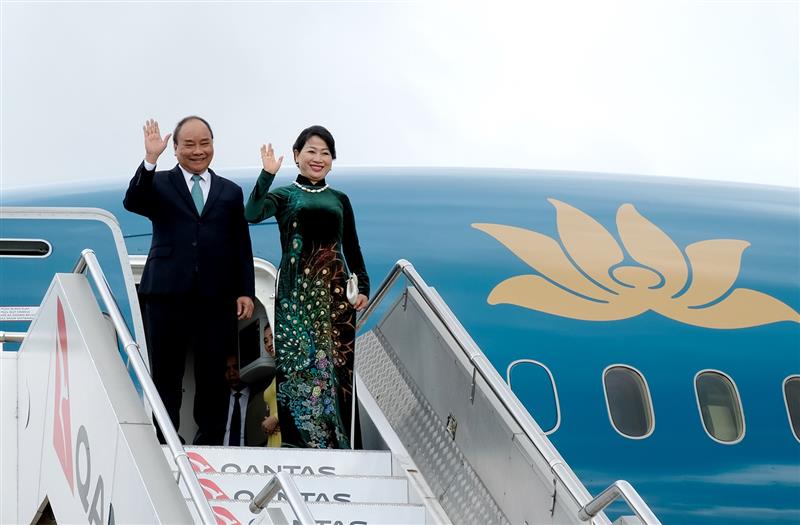 Thủ tướng Nguyễn Xuân Phúc và phu nhân tới Sân bay Kingsford-Smith Sydney