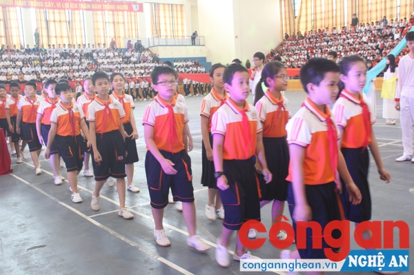 Các vận động viên tham dự Hội khỏe Phù Đổng