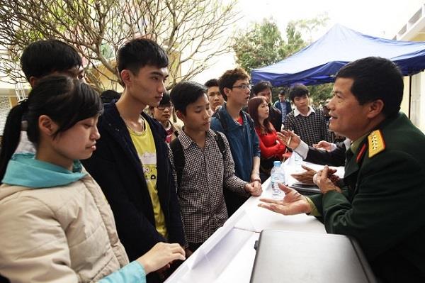 Bộ Quốc phòng: Công bố Tài liệu Hỏi – Đáp về tuyển sinh quân sự 2018