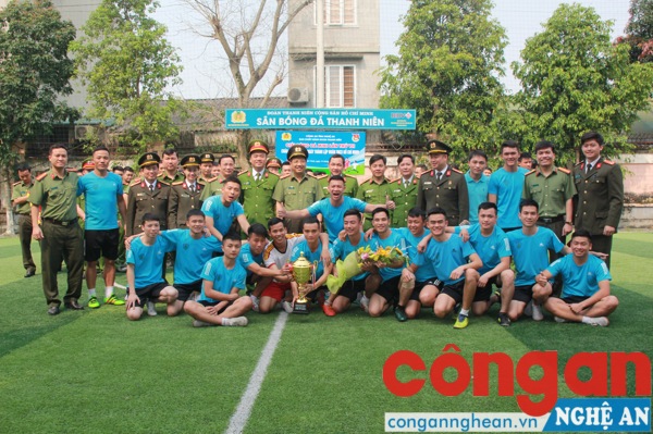 Bế mạc giải bóng đá ĐTN Công an tỉnh lần thứ VII