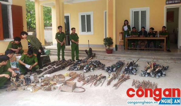 Thanh Chương: Tiêu hủy số lượng lớn vũ khí, vật liệu nổ