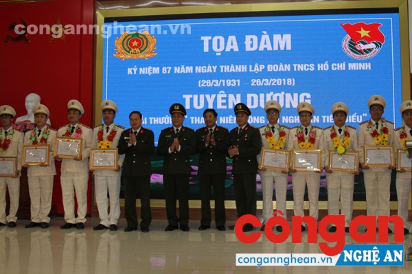 Đoàn Thanh niên Công an Nghệ An: Tọa đàm 87 năm Ngày thành lập Đoàn