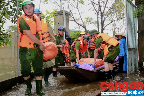Đồng bộ các giải pháp trong phòng chống thiên tai, biến đổi khí hậu