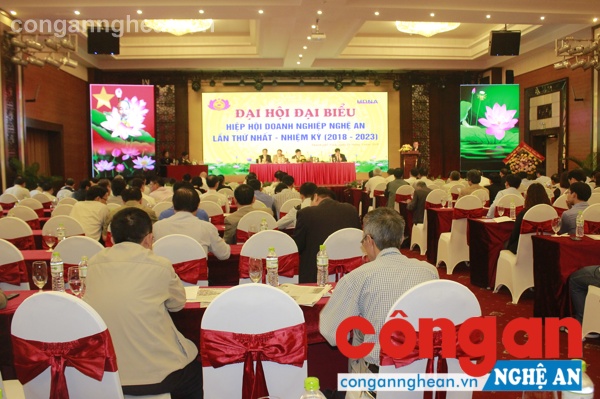 Toàn cảnh Đại hội đại biểu Hiệp hội Doanh nghiệp tỉnh Nghệ An lần thứ I diên ra ngày 26/3/2018